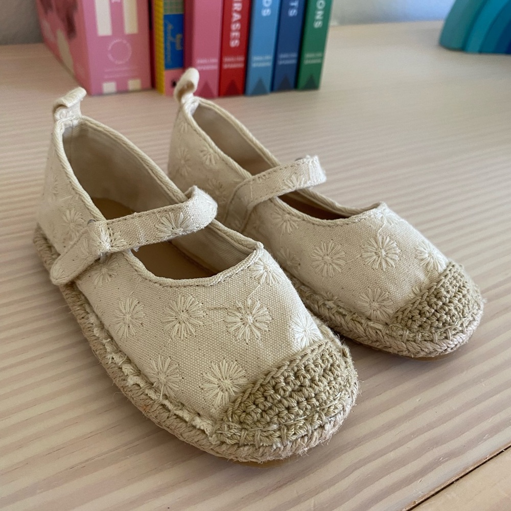 Zara Crochet Canvas Sandals